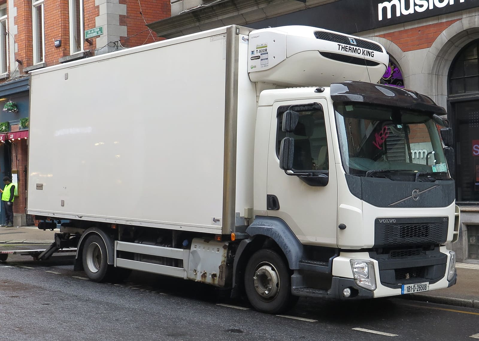 Volvo FL dobozos teherautó